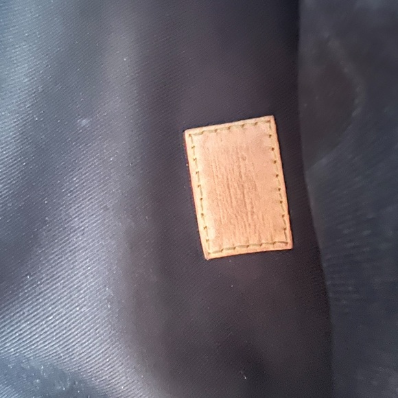 Louis Vuitton Bum Bag - Picture 3 of 8